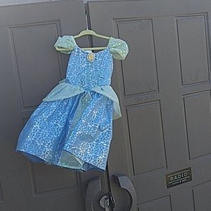 Cinderella Disneyland resort XXS 2/3